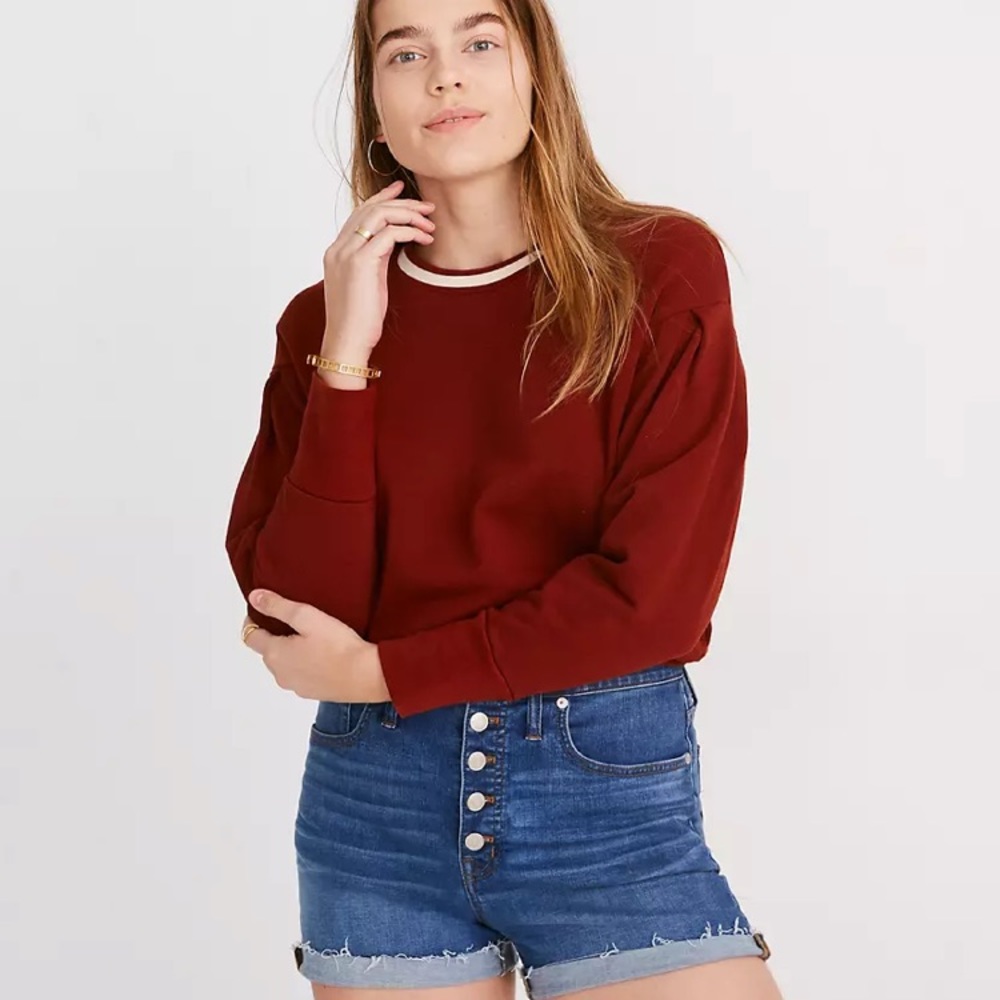 Madewell// button-front shorts in good condition.